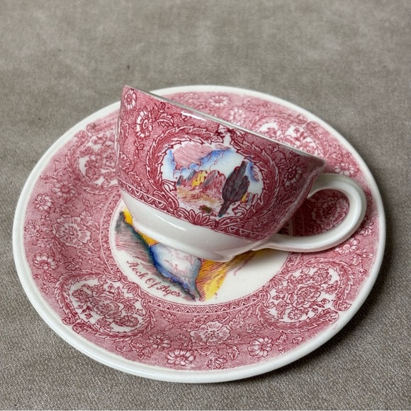 Rock of Ages Carisbad Caverns By Vernon Kilns U.S.A.-Cup & Saucer - Picture 5 of 7